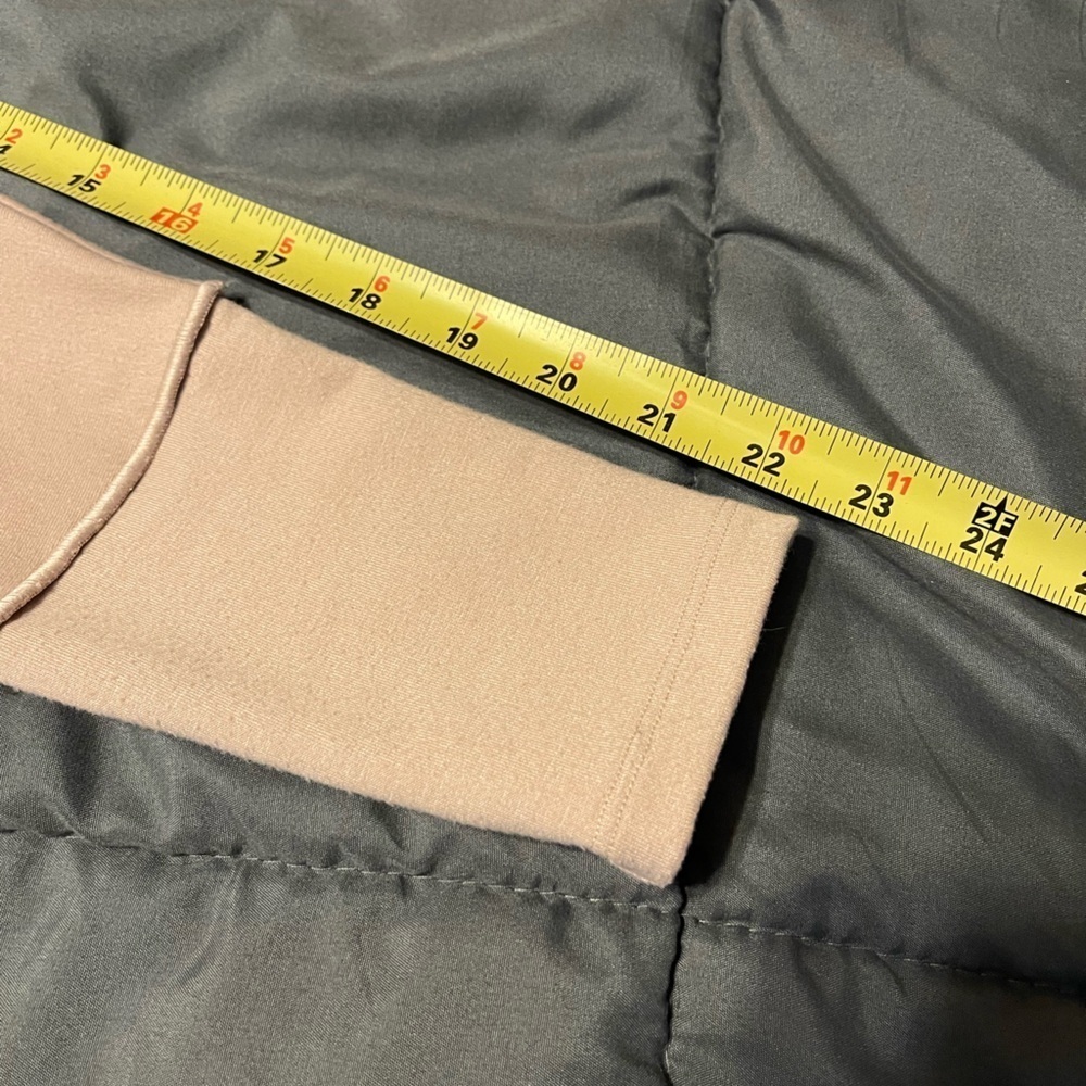 Spanx Top Perfect Length XS Beige Dolman Sleeve Raw Seams Comfy Knit - Picture 8 of 9